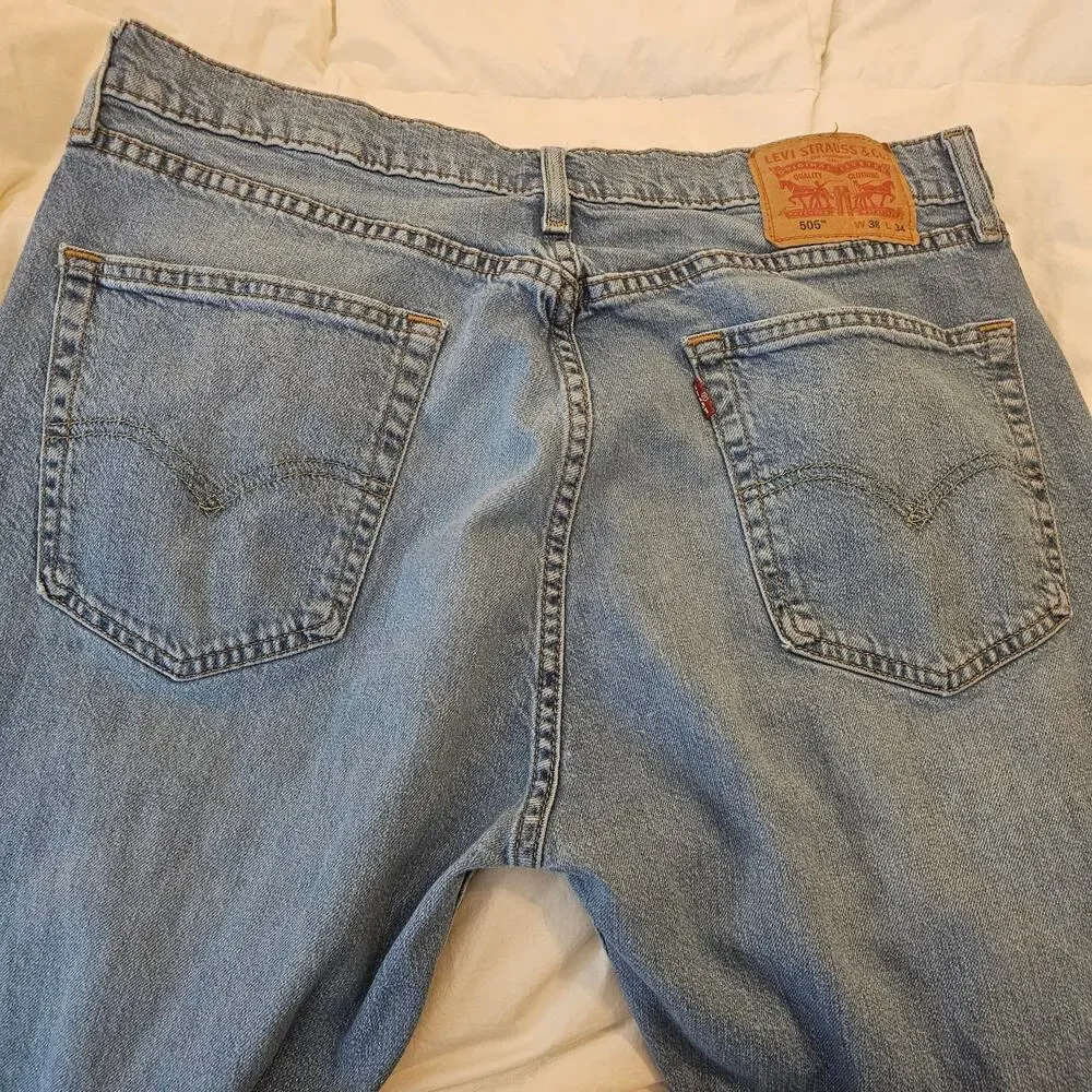 Levi’s 505 Jeans Men’s 36x34 Light Wash Regular Fit Straight Leg Denim